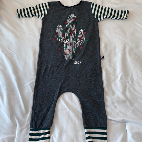 Rags to Raches Other - Final Price!! Christmas cactus Rag size 2T